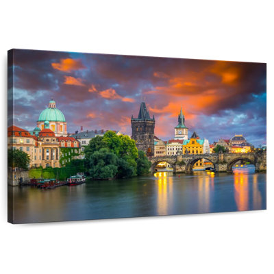 Pont Charles Lilie Vltava