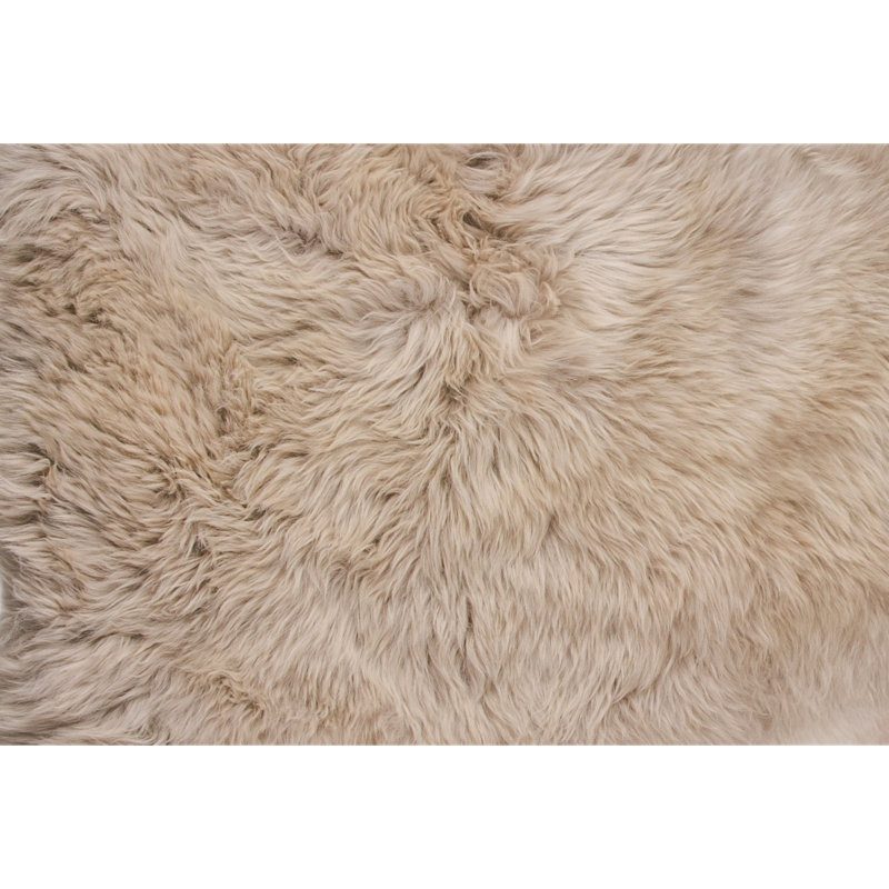 Tapis naturel en peau de mouton taupe 3 pi x 5 pi