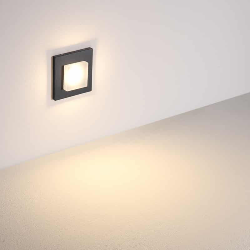 Black No Power Source Required / Manual