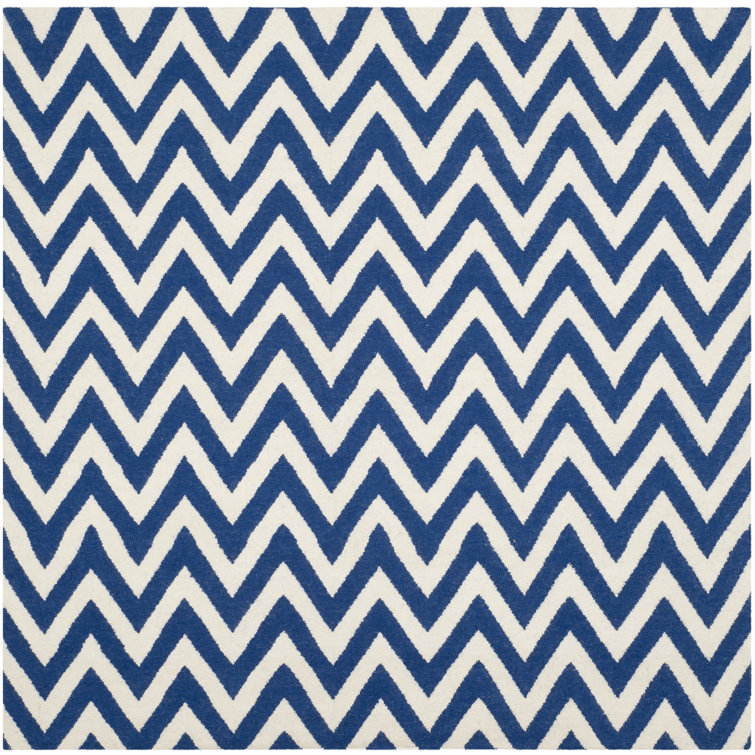Emek Hand Woven Flat Weave Wool/Cotton Chevron Rug in Ivory/Blue