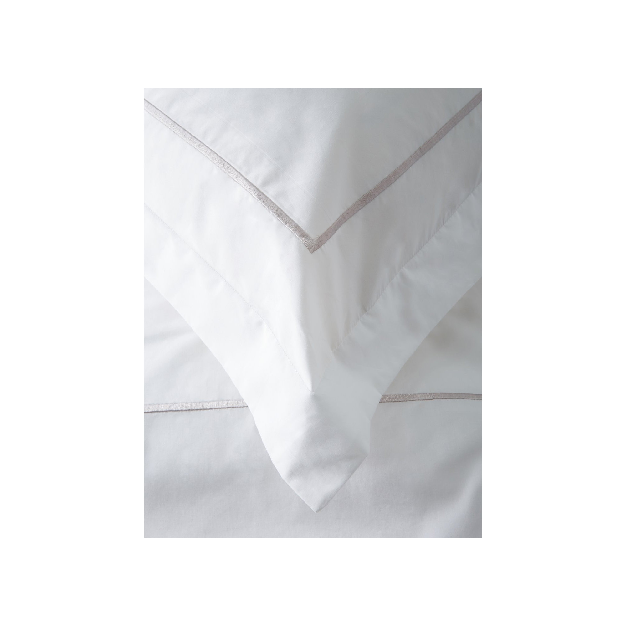 Benin Percale Duvet Cover Set, Twin Duvet Cover + 1 Sham, Gray/White