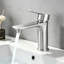 Robinet de lavabo de salle de bain monocorps à monocommande à faible arche en nickel brossé-130146690