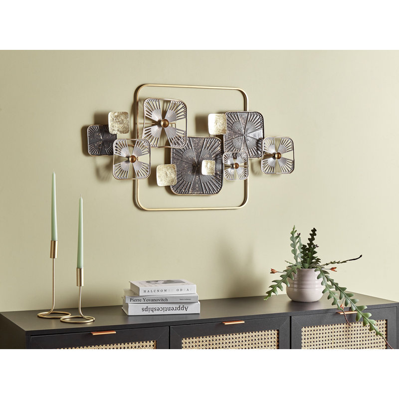 Hadlock Wall Decor on Iron