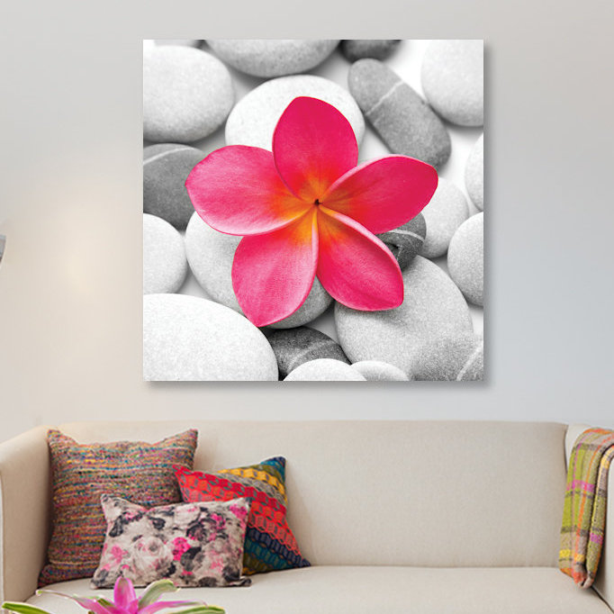 Fleur zen par PhotoINC Studio - Impression sur toile tendue sur châssis, H 37 po x l 37 po x P 1,5 po, Toile tendue
