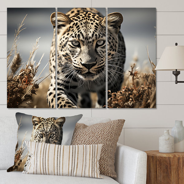 DesignArt Sleek Cheetah Portrait On Canvas 3 Pieces Print | Wayfair