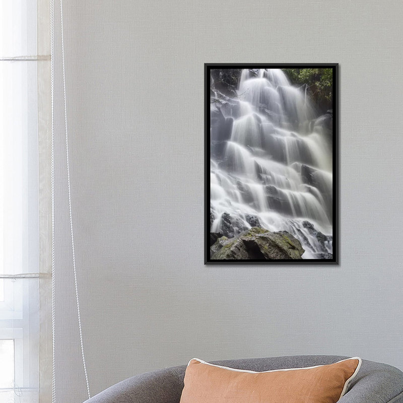 « balise kanto lampo cascade », impression sur toile, H 26 po x l 18 po x P 1,5 po, Pas de tapis, Toile avec cadre noir