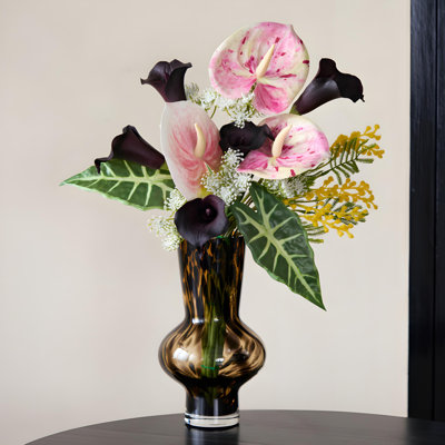 Ornements de fleurs simulées