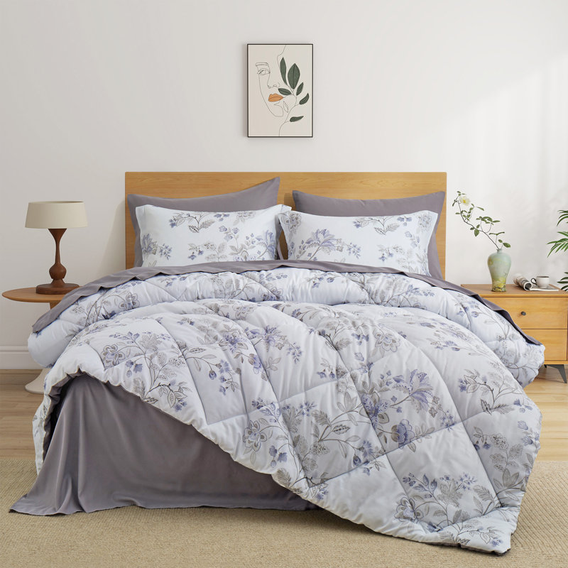 Full/Queen White Microfiber Reversible Floral Bed in a Bag Set