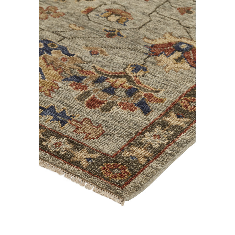 Carrington Hand Knotted Wool Oriental Area Rug in Gray, Rectangle 5'6" x 8'6"