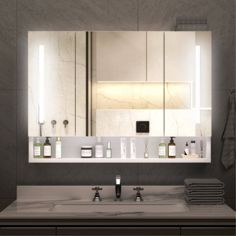 Armoire de salle de bain sophistiquée avec lumières DEL en miroir et rangement à plusieurs niveaux