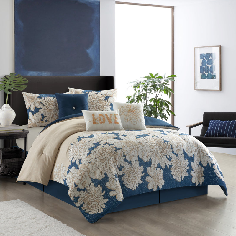 Wealthy Microfiber 7 Piece Comforter Set, California King