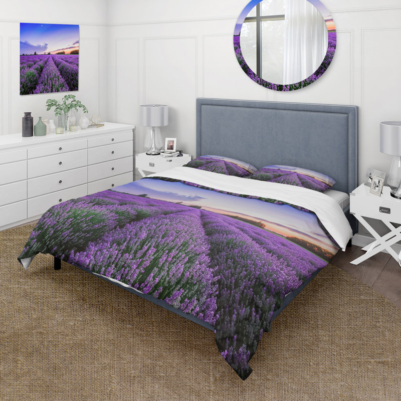 Sunrise & Dramatic Clouds Over Lavender Field II - Ensemble de housse de couette Farmhouse - Microfibre de polyester