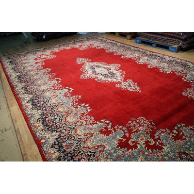Hand Knotted Wool Oriental Rug