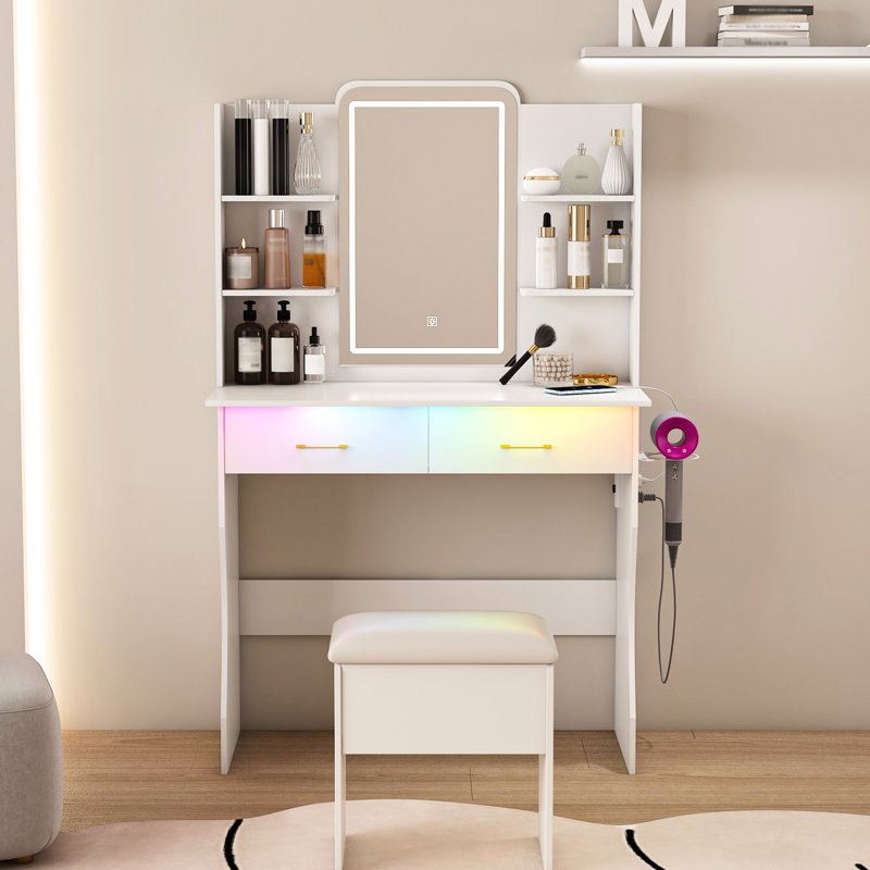 Coiffeuse avec système d'éclairage, 2 ports et 6 tablettes de rangement ouvertes pour coiffeuse blanche pour femmes Luminosité réglable, prise de courant, produits cosmétiques de grande capacité