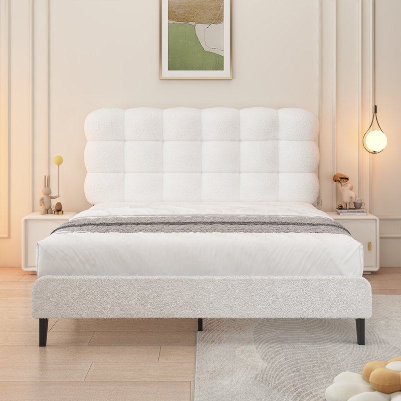 Tête de lit tapissier Aadi, lit plateforme avec support en lattes de bois robuste, conception à deux formes de lit, Blanc