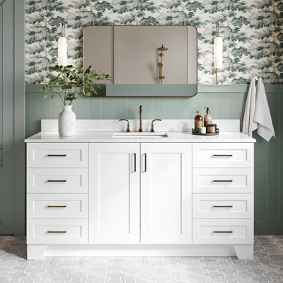 Freitas 67'' Solid Wood Single Bathroom Vanity in White with 0.75'' Carrara Marble Top, Center, Rectangle Sink