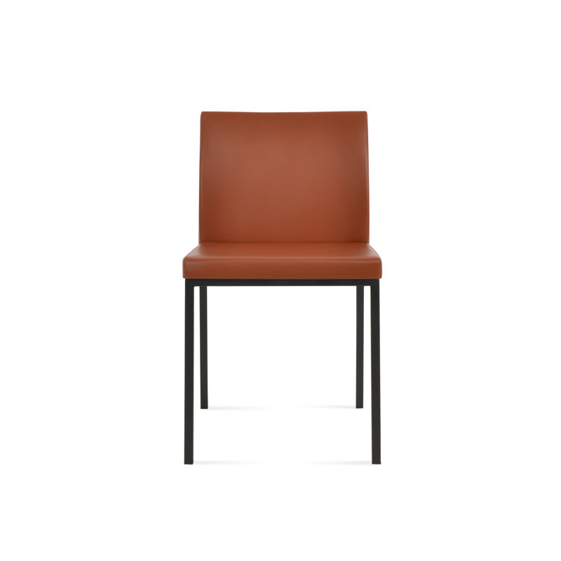 Chaise d'appoint en métal Aria, Noir, Similicuir cannelle