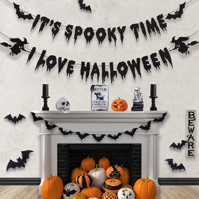 Halloween Glitter Black “It’s Spooky Time” Banner & Bat Garland, Witch-Themed Party Wall Decor for Home & Haunted House