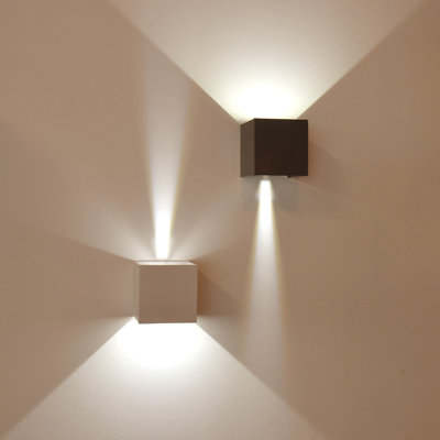 LED outdoor wall light Ixa IP44