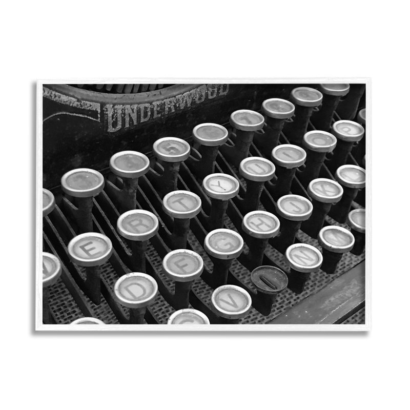 Clés de machine à écrire antique encadrées sur bois, H 11 po x l 14 po x P 1,5 po, Giclée encadrée blanc bord de mer
