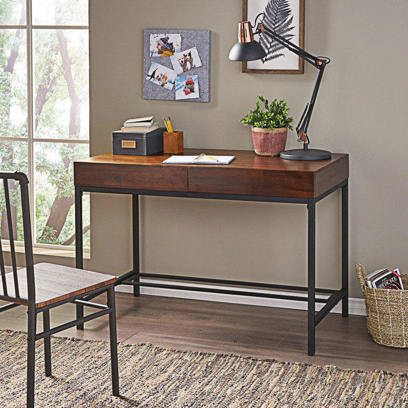 Bureau d'écriture avec tiroir de rangement et pieds en métal Rashaunda, H 29,96 po x l 43,96 po x P 24,03 po, Chêne