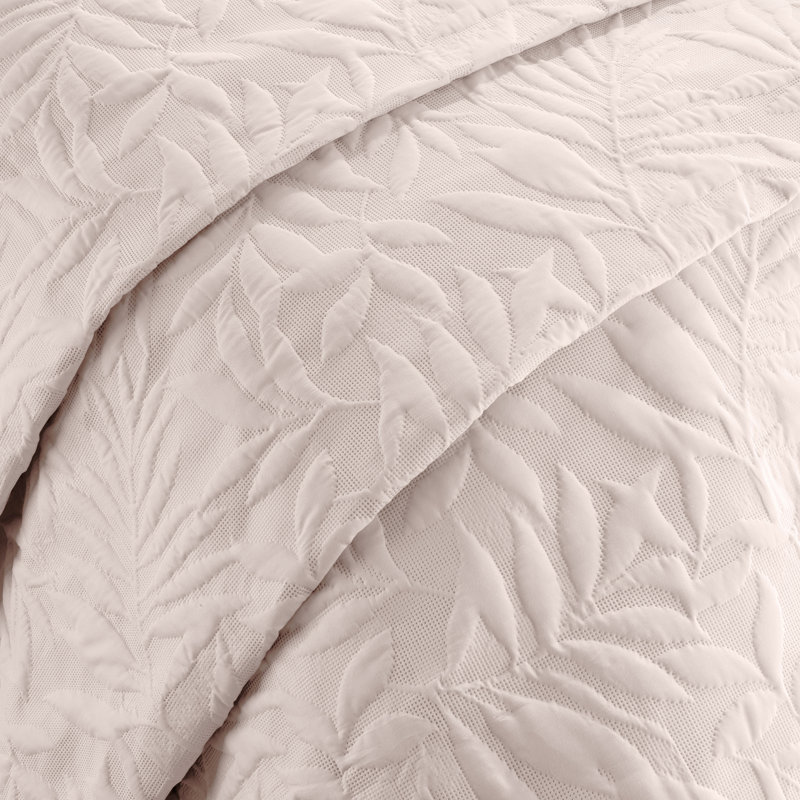 Zaragoza Polyester Floral Bedspread, Blush Pink