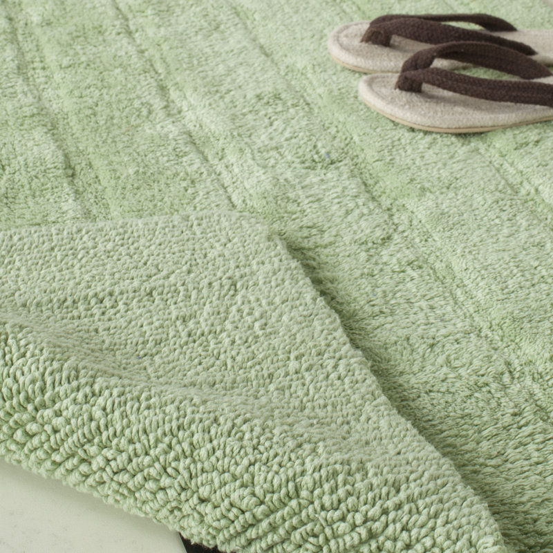 Tapis pour salle de bain Gilbertville, Vert clair