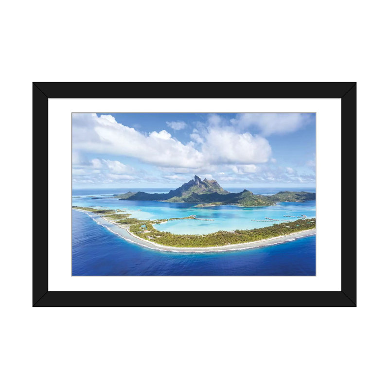 « bora bora island, polynésie française » par matteo colombo, impression sur toile, H 24 po x l 32 po x P 1 po, Blanc