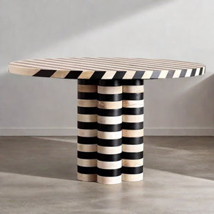 Retro Simple Round Solid Wood Dining Tables