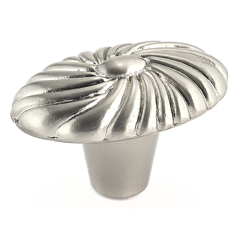 Classic Oval Knob