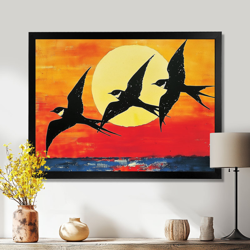 Swallows Birds At Sunset V - art mural oiseau, H 34 po x l 44 po, Avec cadre, Noir