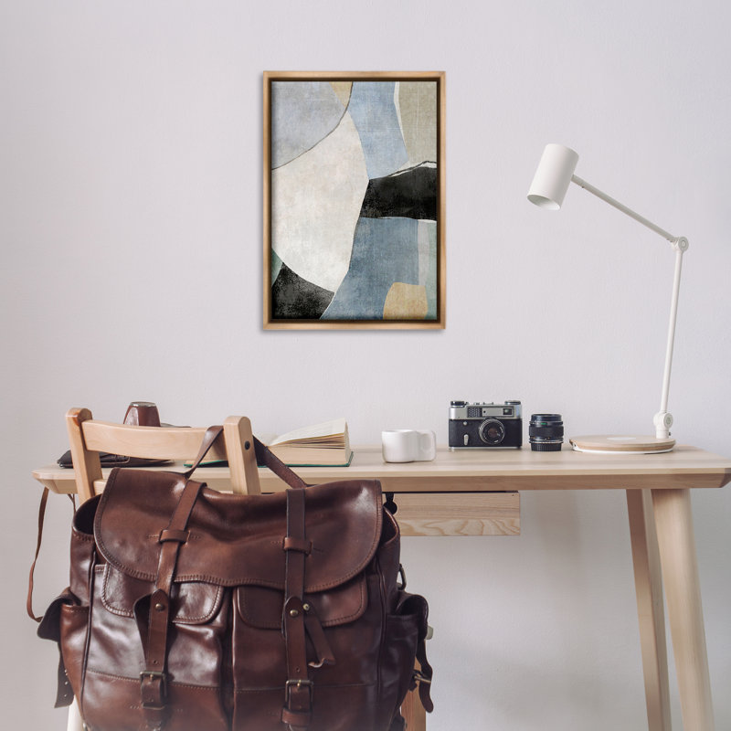 «Cutout Shapes Composition», toile flottante encadrée par Suzanne Nicoll, Cadre flottant orme Montalcino, H 31 po x l 21 po