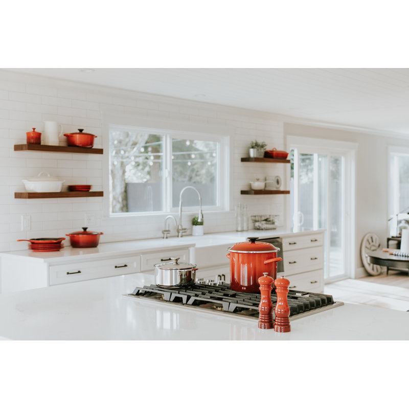 Cerise Red Enamel on Steel 6-Quart Stockpot