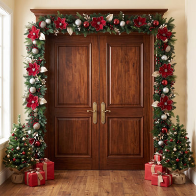 Guirlande de Noël artificielle de 270 cm (106,3 po), guirlande de verdure hivernale avec poinsettias rouges, boules décoratives, baies et pommes de pin pour la décoration de foyer et d'escalier pendant les fêtes