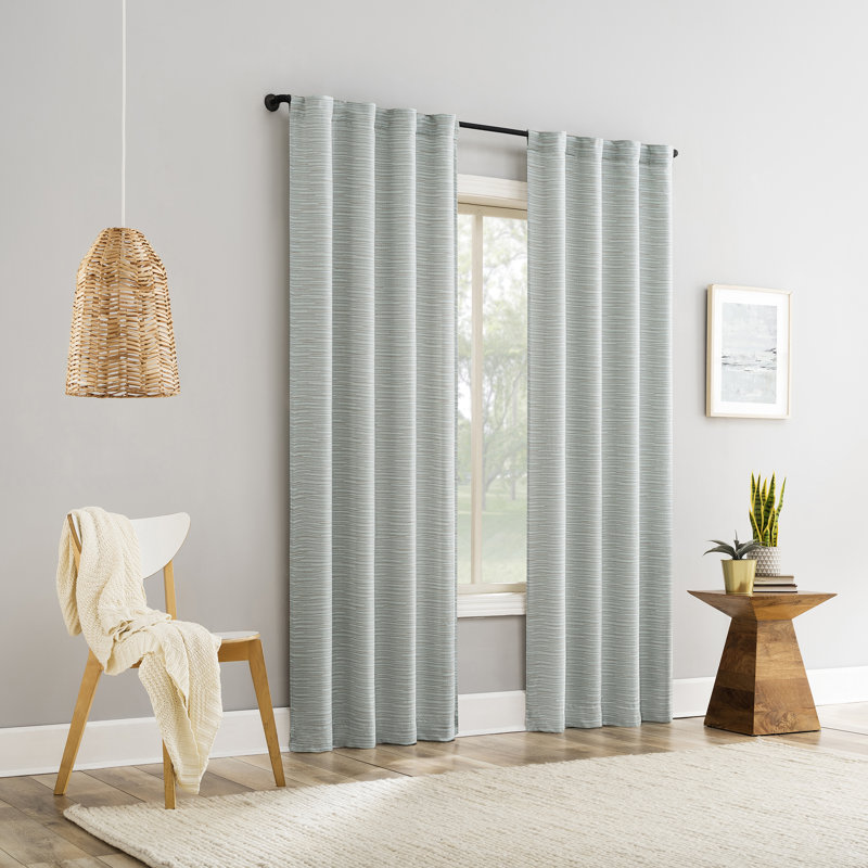 Rideau semi-transparent Laurel, L 40 po x L 63 po, Vert