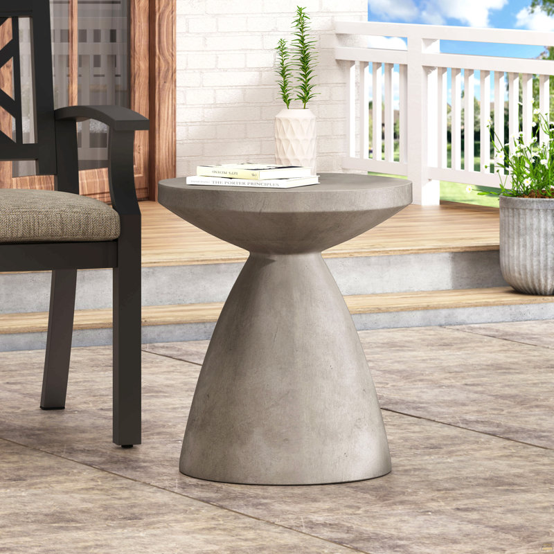 Table d'appoint d'extérieur en béton léger
