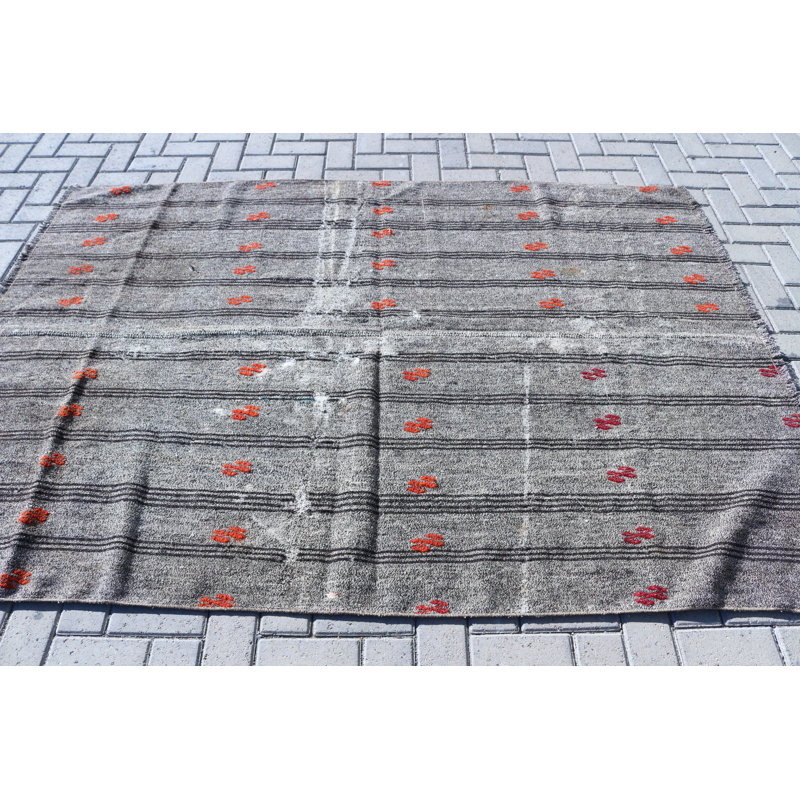 Tapis turc antique en kilim pour chambre à coucher avec motif tribal et attrait rétro