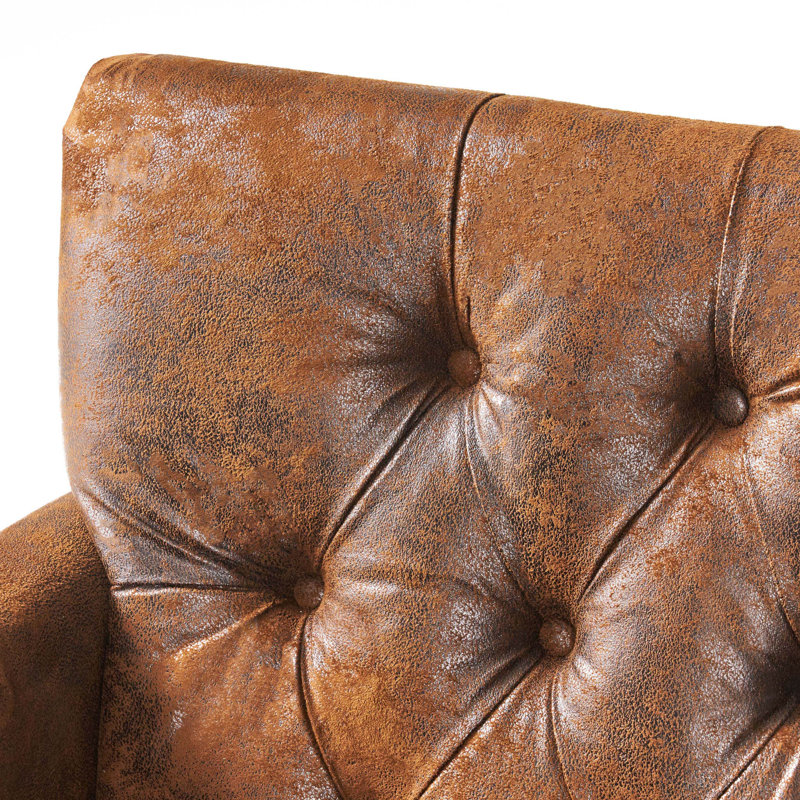 Comfortable Tufted Club Chair with Stylish Design for Relaxation