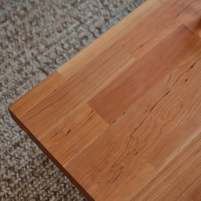 Table de bout moderne en bois massif de cerisier
