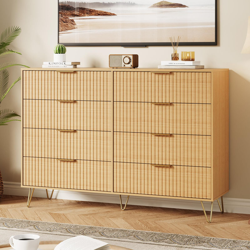Commode cannelée de 55 po à 8 tiroirs avec poignées en métal et commode en bois moderne, Naturel