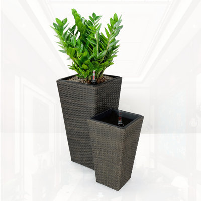 2-Pack Self-watering Planter
