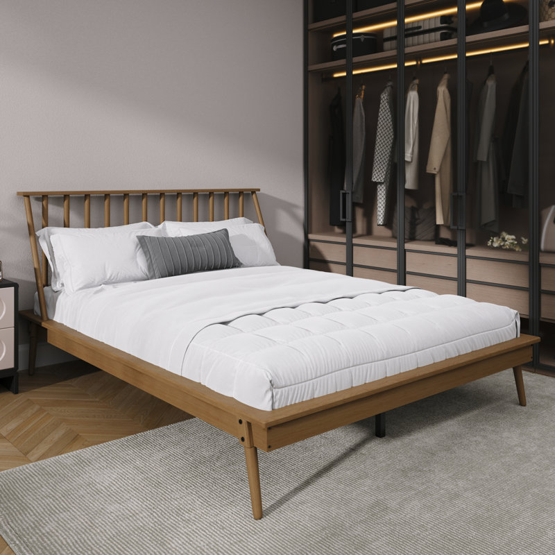 Kierin Bed, King, Light Oak