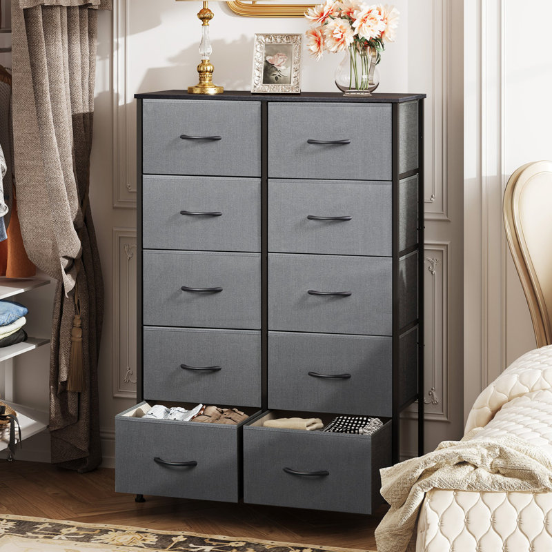 Commode à 10 tiroirs pour la chambre à coucher l 31,5 po Bielka, commode haute pour le rangement, structure robuste, commode pour le salon, placard, couloir
