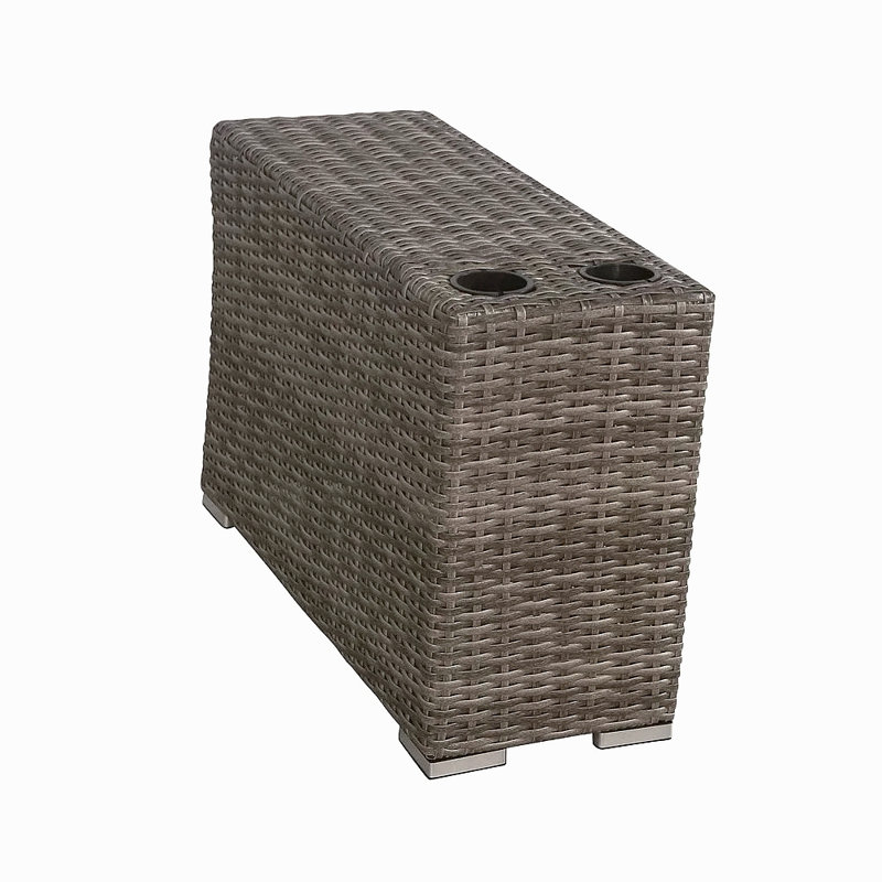 Table d'appoint d'extérieur entièrement assemblée - Ajoute de la fonctionnalité à la structure brun rouille du patio et complète le décor