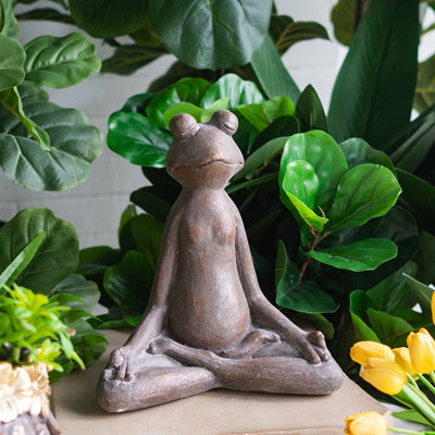 Figurine grenouille yoga en magnésium 12 x 6,5 x 13,5 po dans une pose de lotus avec des accents dorés