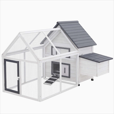 Outstanding Wooden Chicken Coop With Detachable Run And Multiple Comforts For Happy Hens
