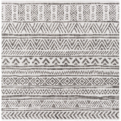 Landyon Machine Woven Stain Resistant Indoor / Outdoor Area Rug 