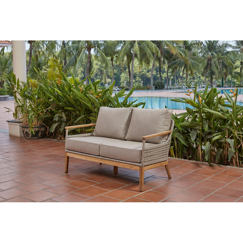 August Loveseat