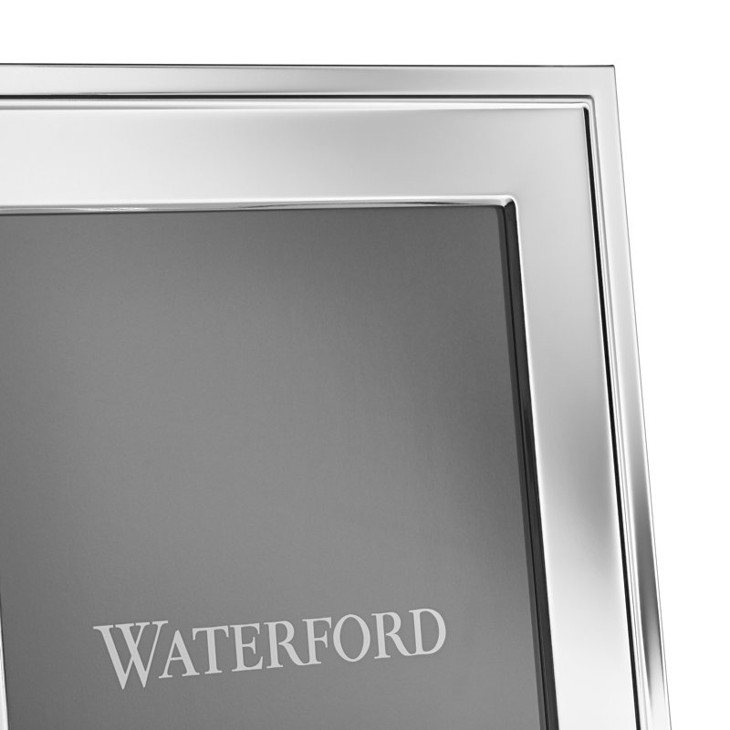 Classic Frame Silver, 5" W x 7" H