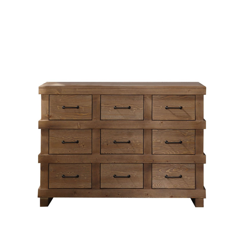 Commode à neuf tiroirs